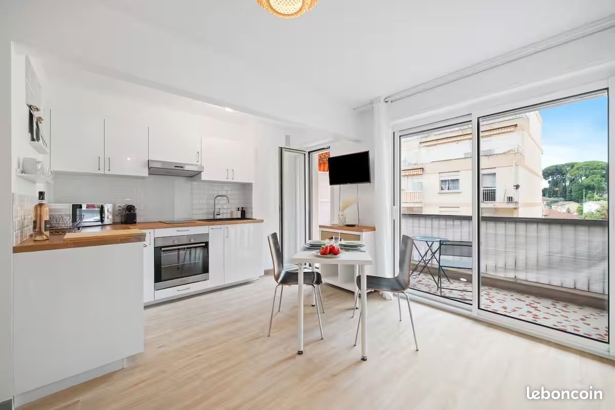 Appartement à louer, 27m², Nice