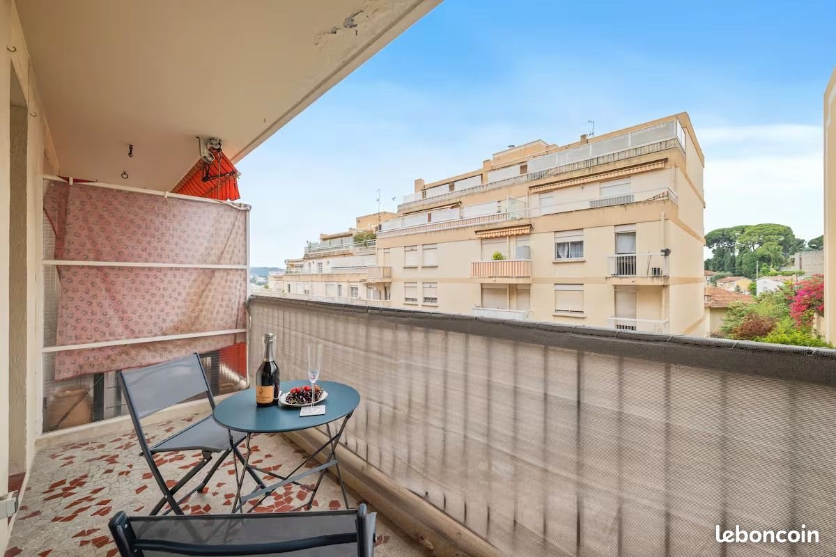 Appartement à louer, 27m², Nice