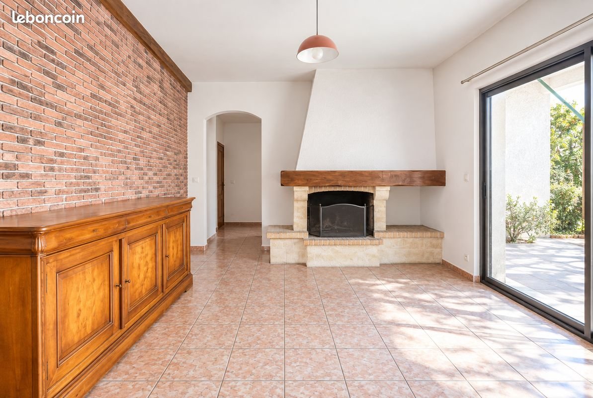Maison à vendre, 190m², Sainte-Eulalie