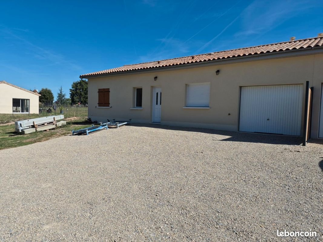 Maison à louer, 85m², Saint-Pierre-de-Chignac