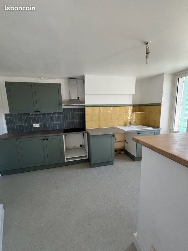 Appartement à louer, 72m², Toulon