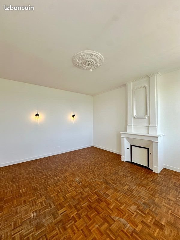 Appartement à louer, 91m², Rochefort