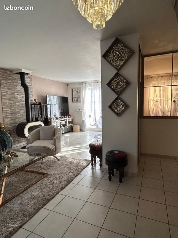 Maison à vendre, 140m², Le Coudray-Montceaux