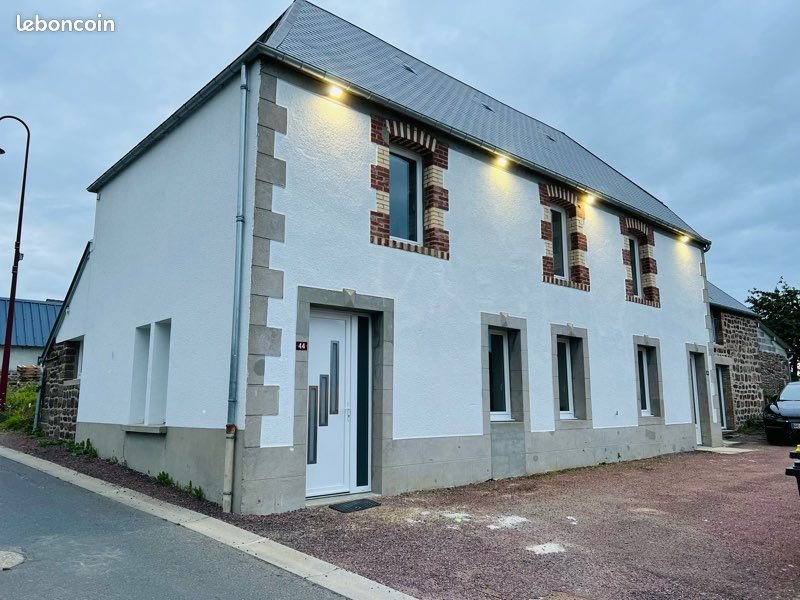 Maison à louer, 140m², Moyon