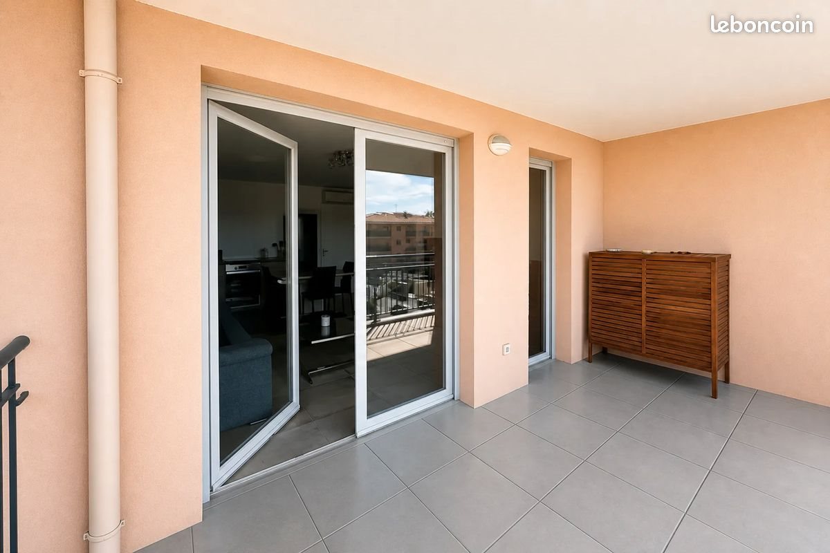Appartement à vendre, 63m², Bormes-les-Mimosas
