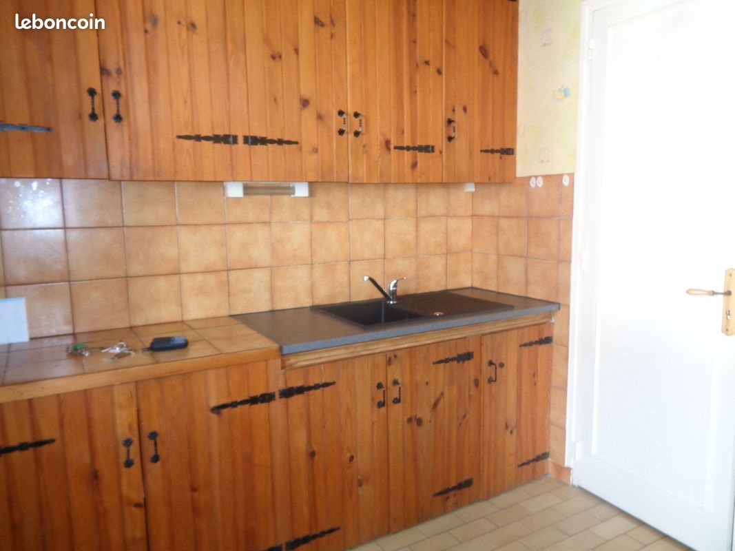 Appartement à louer, 21m², Saint-Amand-Montrond