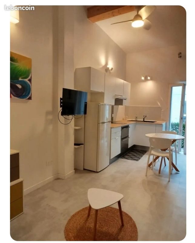 Appartement à louer, 26m², Sète