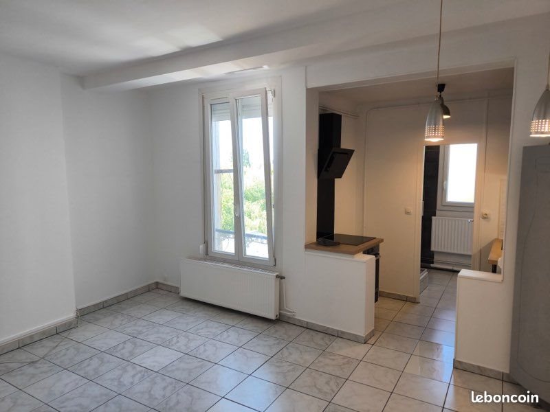 Appartement à louer, 49m², Charleville-Mézières
