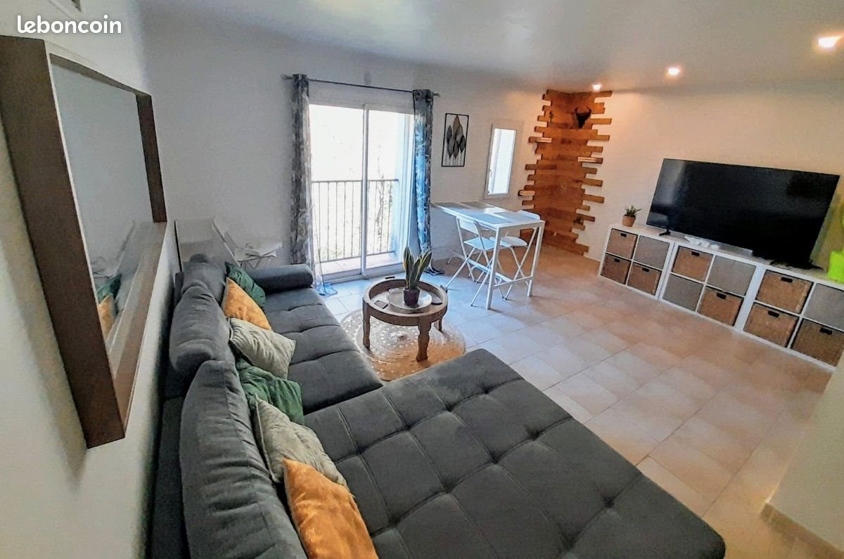 Appartement à vendre, 72m², Simiane-Collongue
