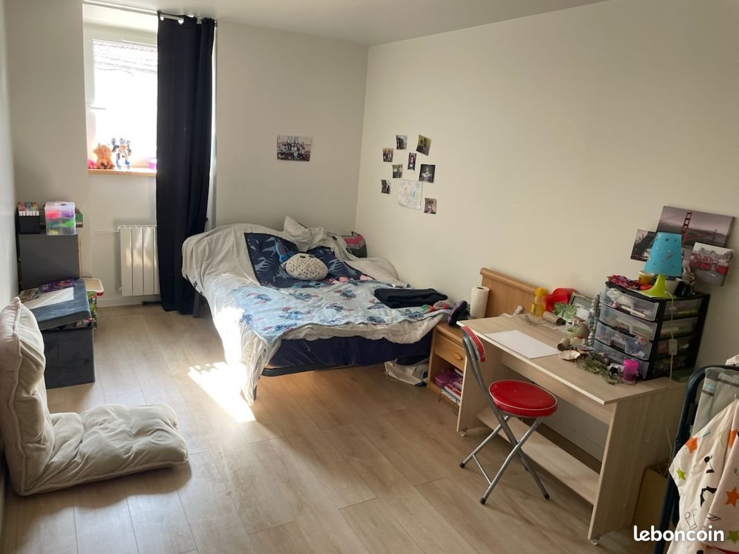 Maison à louer, 95m², Saint-Alban-les-Eaux
