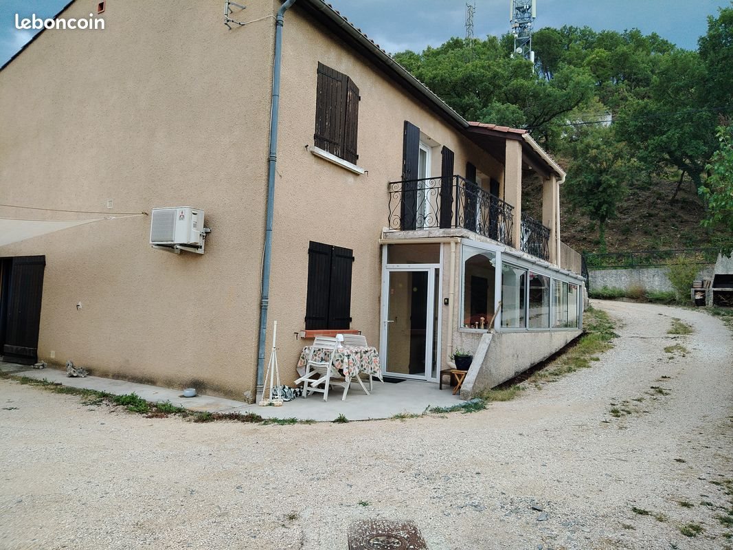 Appartement à louer, 47m², Malijai