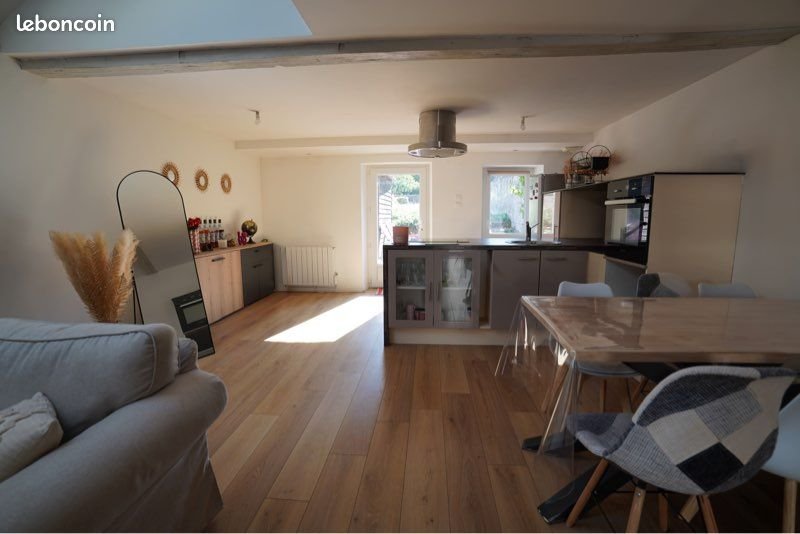 Maison à louer, 57m², Chemillé