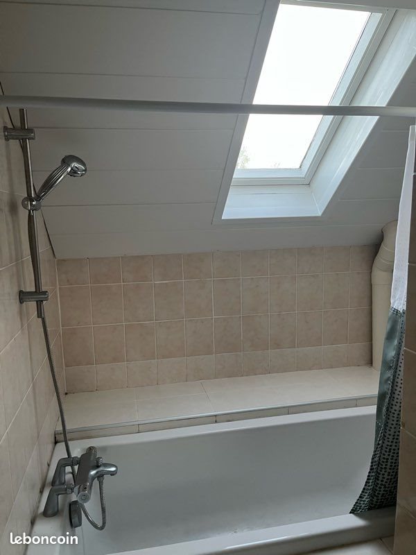 Appartement à louer, 48m², Merlines