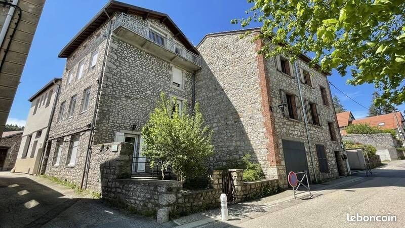 Appartement à louer, 46m², Planfoy