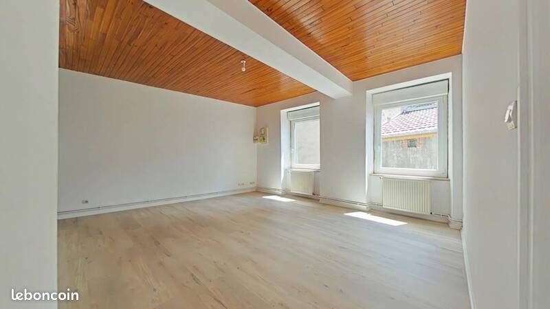 Appartement à louer, 46m², Planfoy
