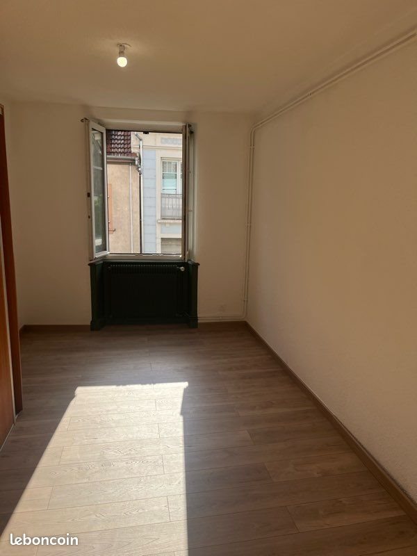 Appartement à louer, 64m², Cernay