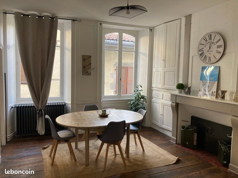 Appartement à louer, 54m², Aurillac