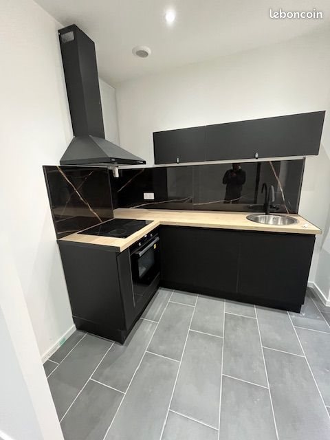 Appartement à louer, 47m², Marseille 5ème