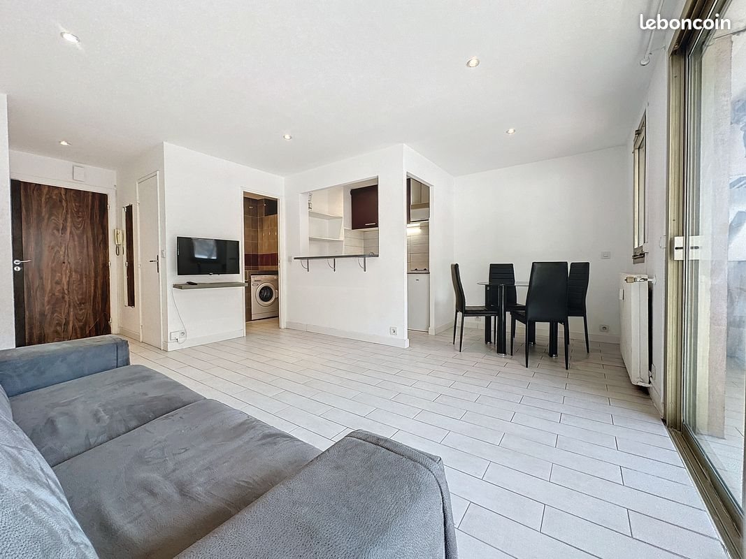 Appartement à louer, 28m², Cannes