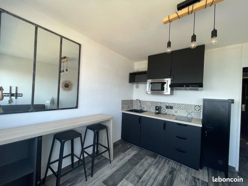 Appartement à louer, 15m², La Seyne-sur-Mer