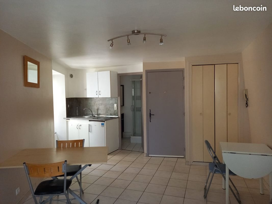 Appartement à louer, 22m², Marvejols