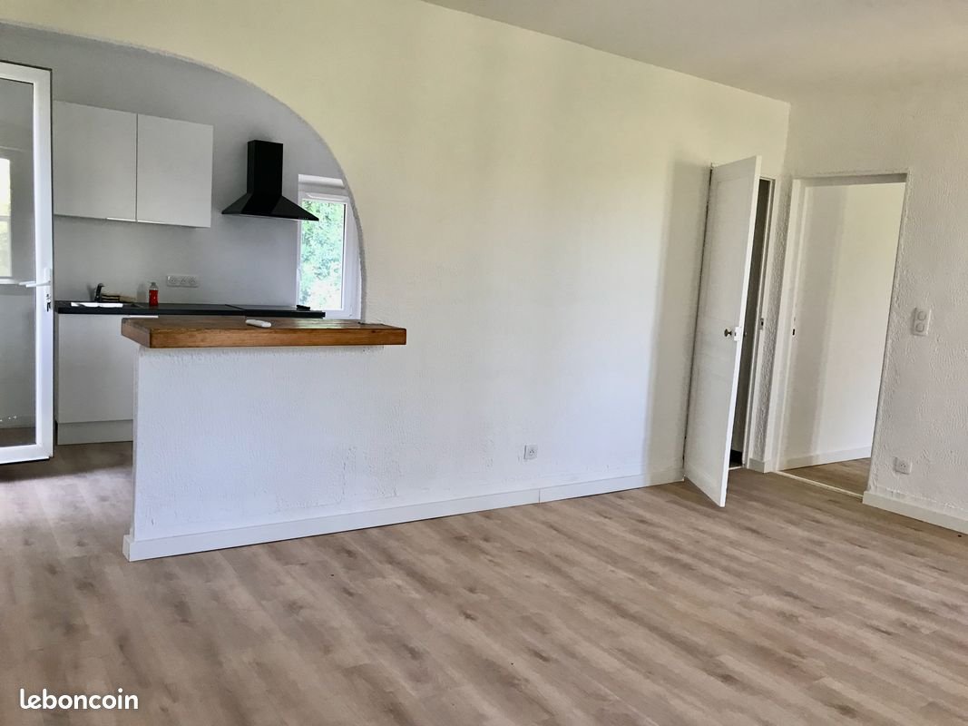 Appartement à louer, 44m², Saint-Chamas