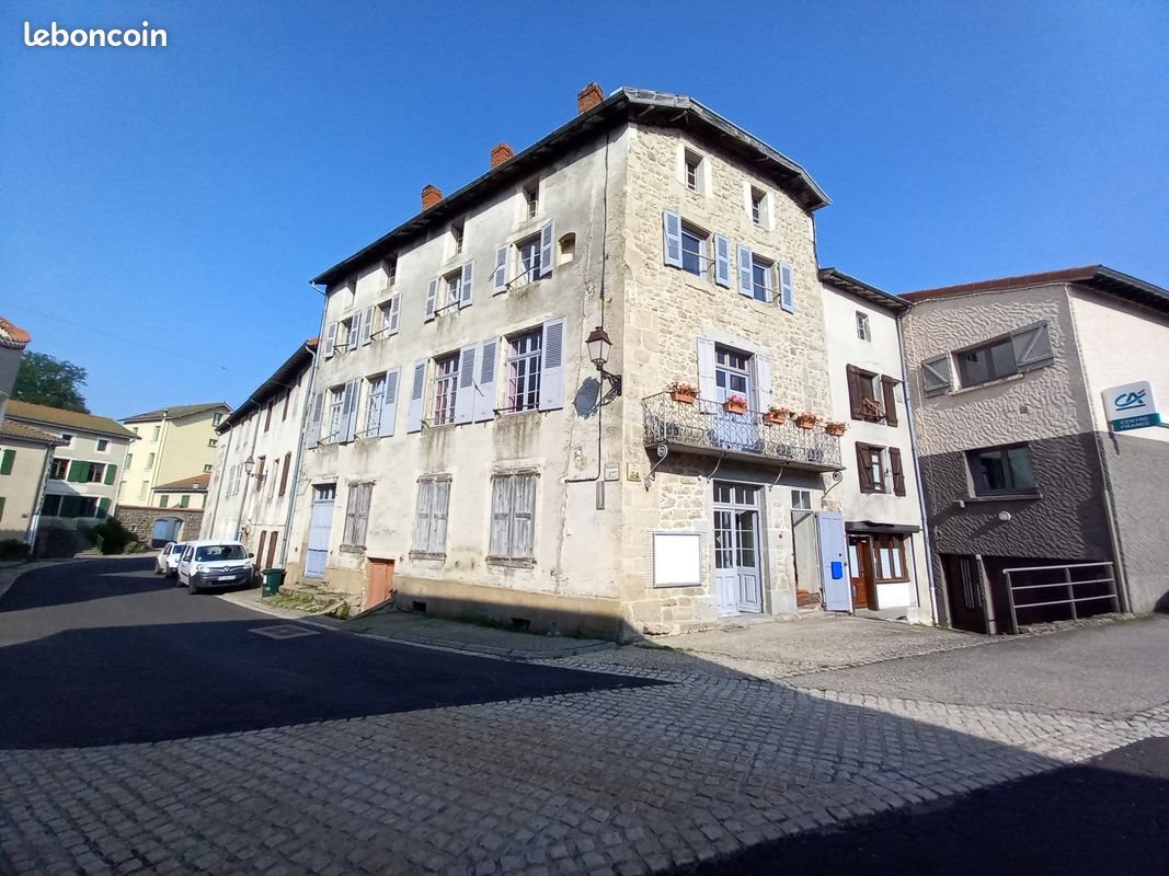 Maison à vendre, 170m², Viverols