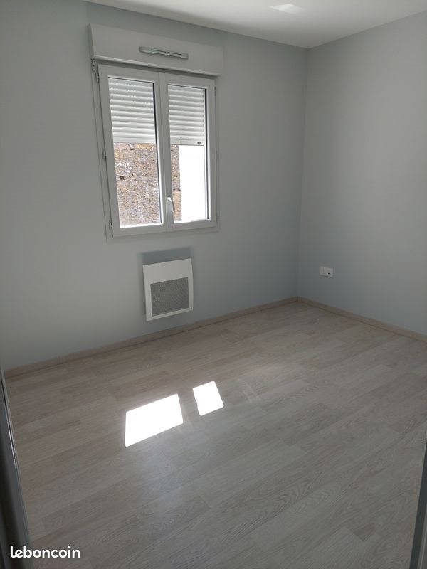Maison à louer, 77m², Saint-Gence