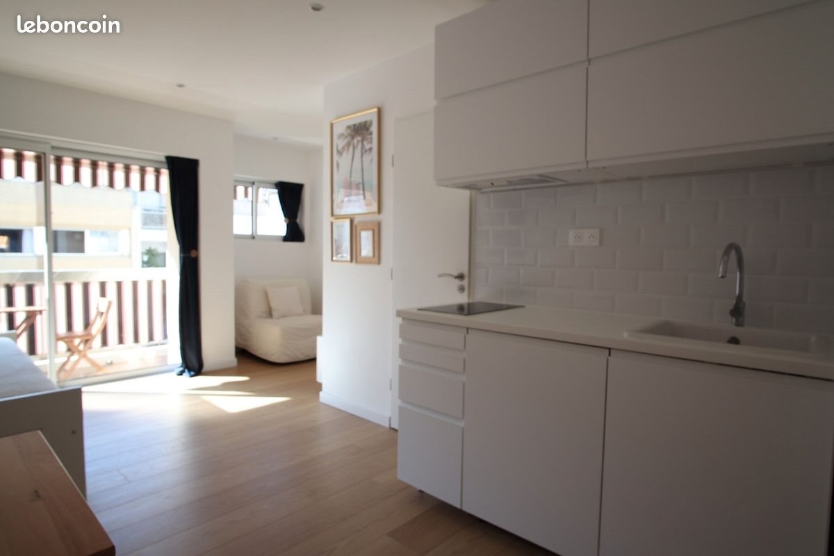 Appartement à louer, 22m², Antibes