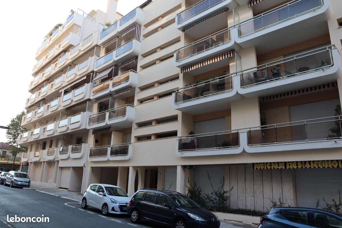 Appartement à louer, 22m², Antibes