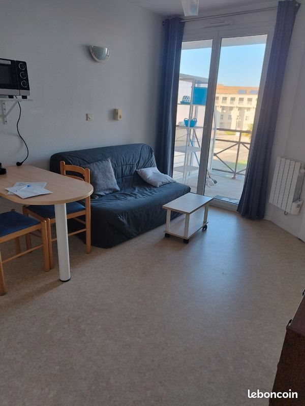 Appartement à louer, 25m², Rochefort