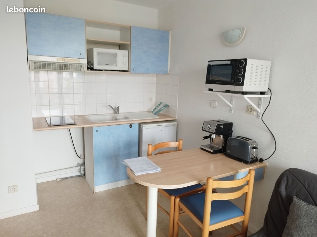 Appartement à louer, 25m², Rochefort