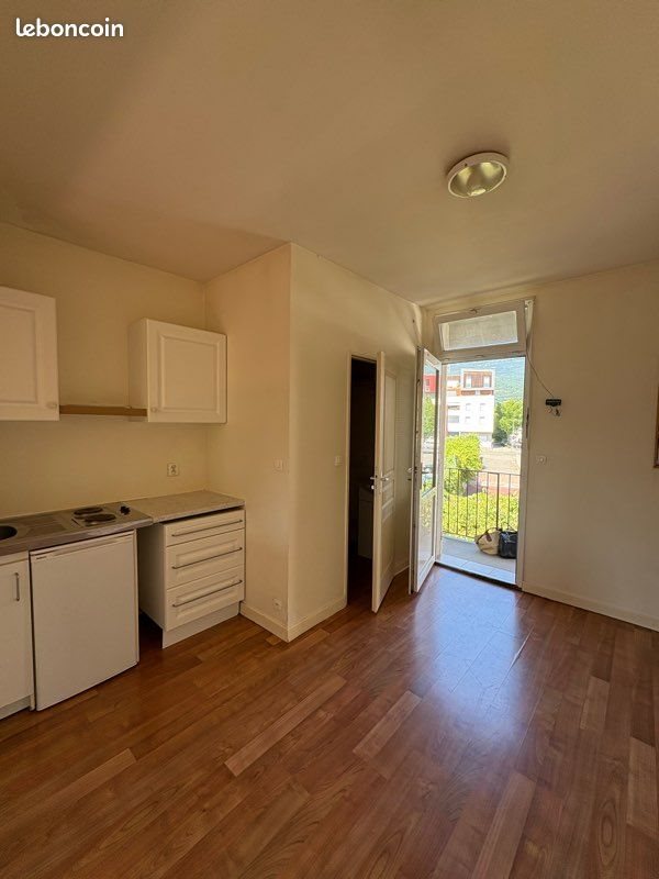 Appartement à louer, 25m², Grenoble