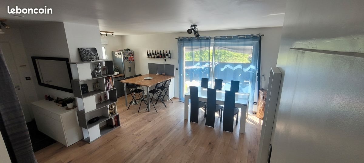 Maison à vendre, 70m², Saint-Genès-Champanelle
