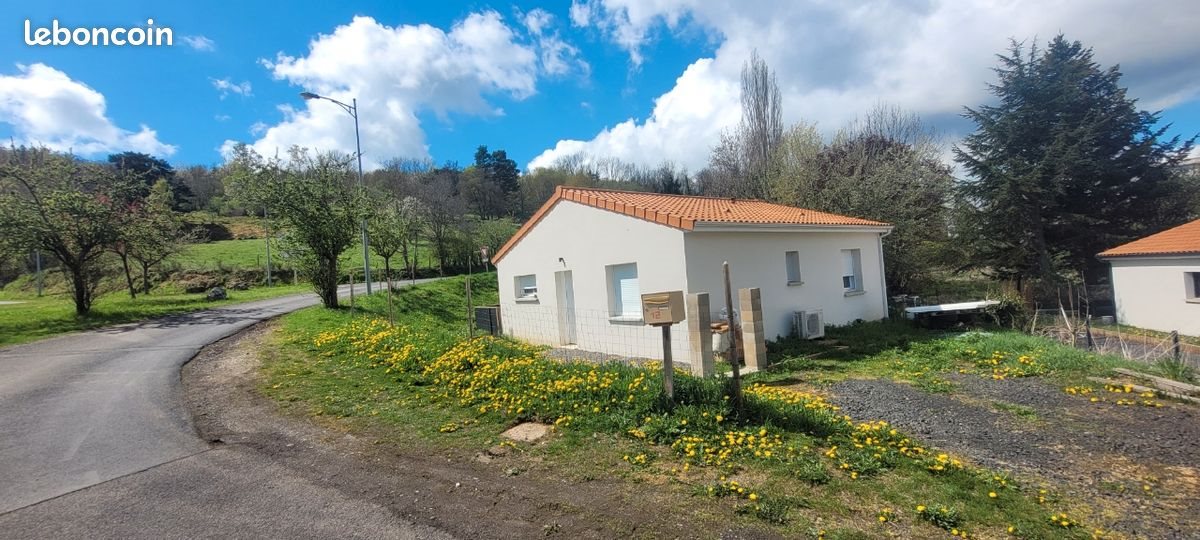 Maison à vendre, 70m², Saint-Genès-Champanelle