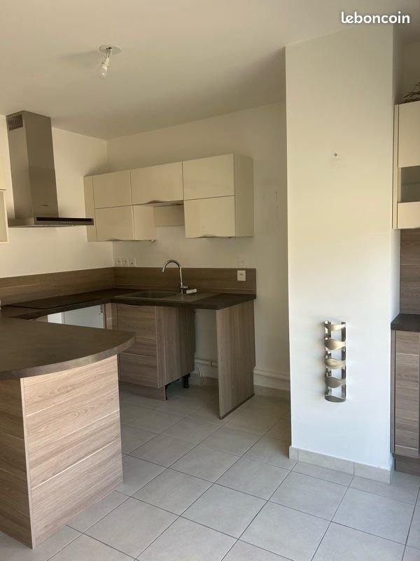 Appartement à louer, 57m², Toulon