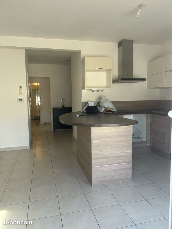 Appartement à louer, 57m², Toulon