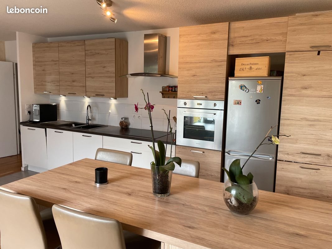Appartement à vendre, 79m², Pierre-Bénite