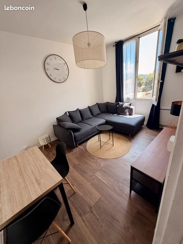 Appartement à louer, 40m², Marseille 10ème
