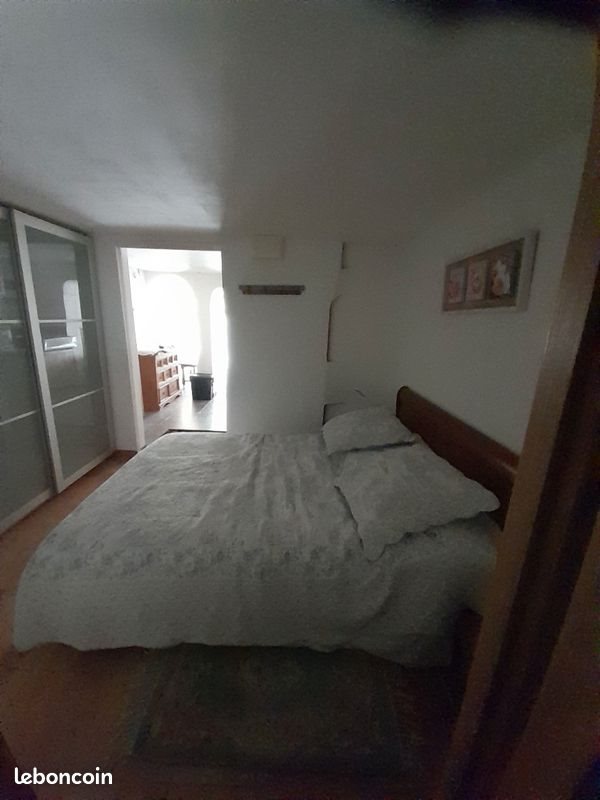 Appartement à louer, 65m², Ansouis