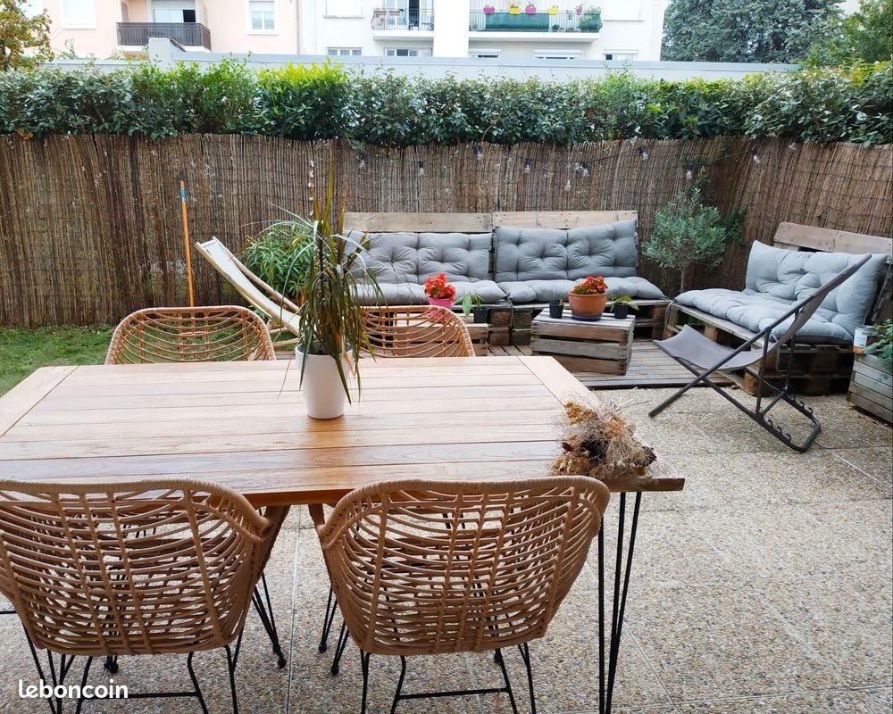 Appartement à louer, 70m², Vénissieux