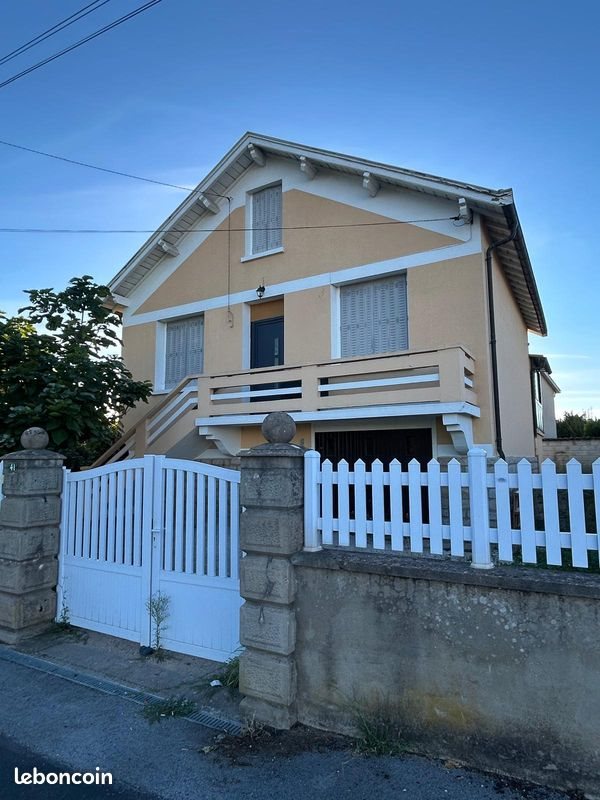 Maison à louer, 105m², Charnay-lès-Mâcon