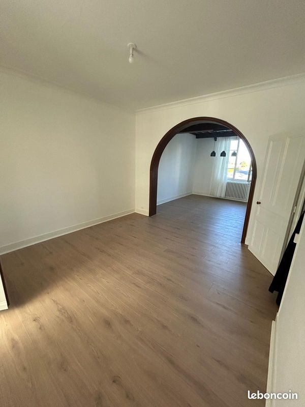 Maison à louer, 105m², Charnay-lès-Mâcon