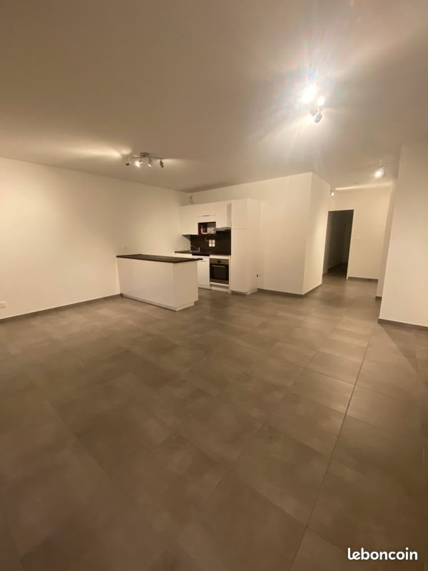 Appartement à louer, 66m², Saint-Laurent-de-Mure