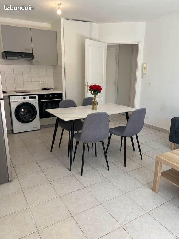 Appartement à louer, 35m², Vidauban