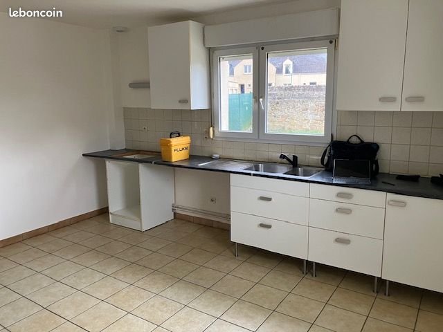 Maison à louer, 137m², Vivaise