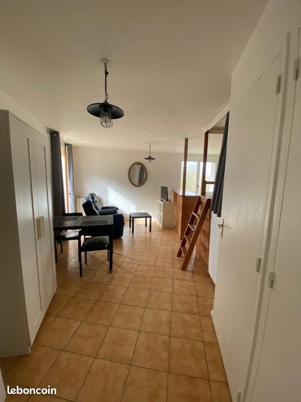 Appartement à louer, 27m², Varennes-Jarcy