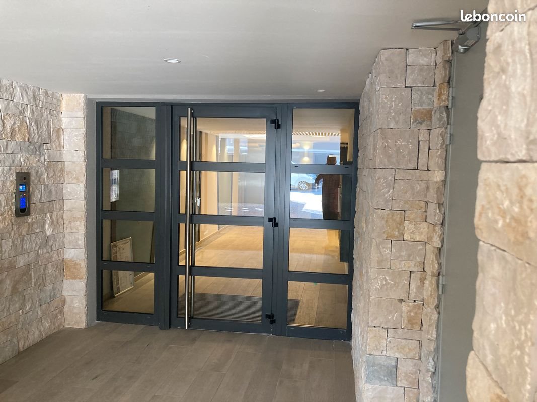 Appartement à louer, 27m², Mougins
