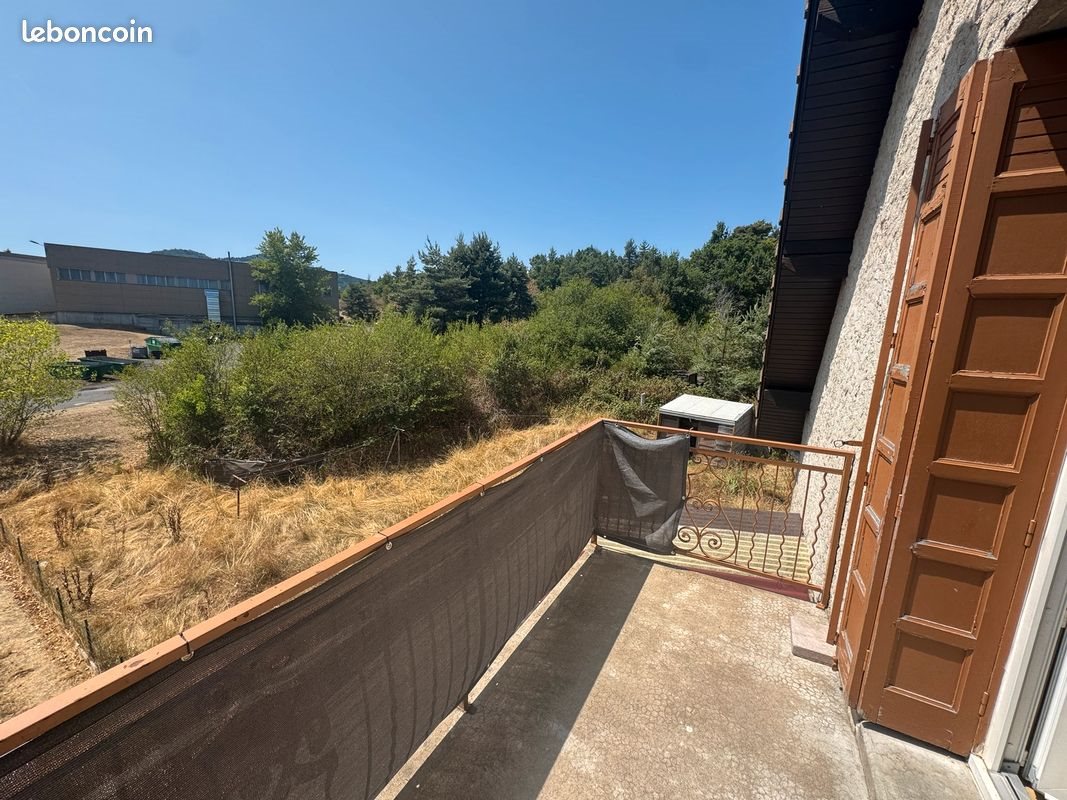 Appartement à louer, 110m², Beauzac