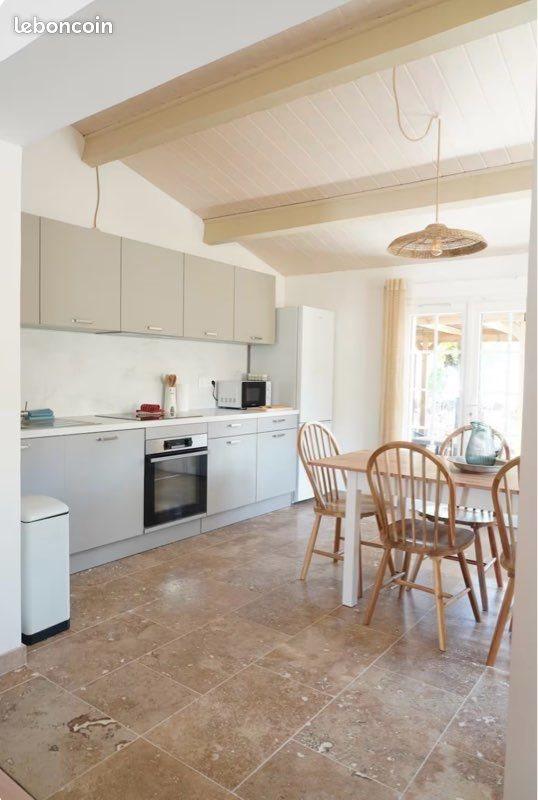 Maison à louer, 120m², Mormoiron